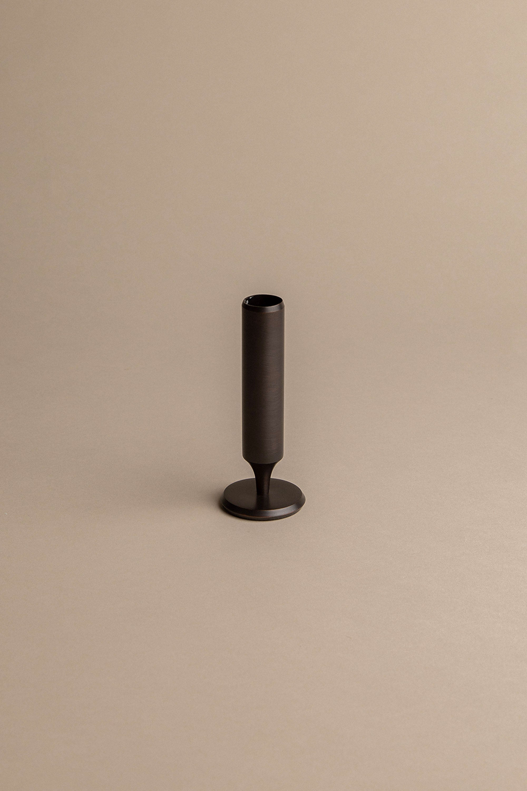 SMALL PILIER TAPER CANDLE HOLDER